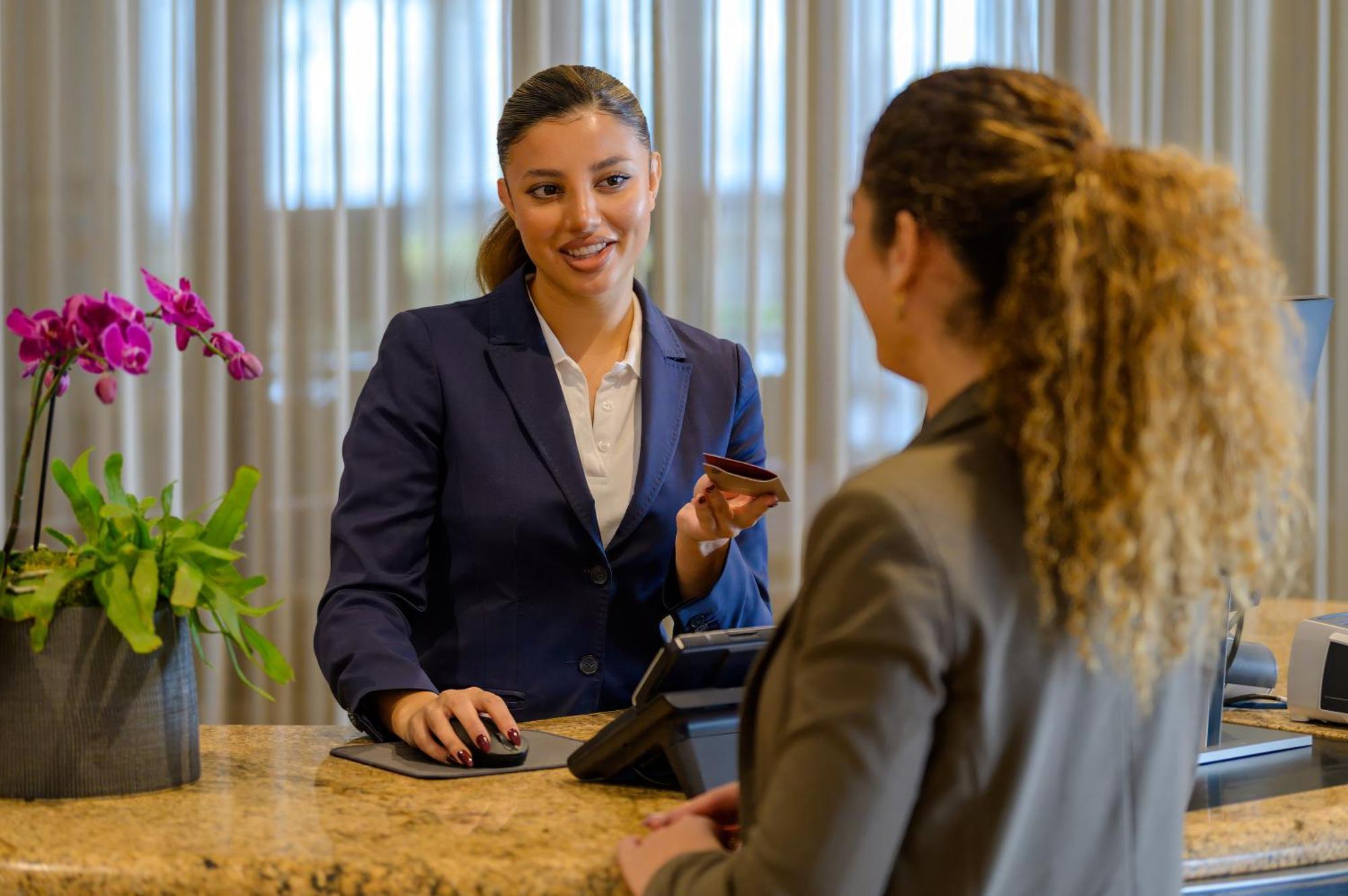 Moevenpick Hotel Lausanne Kültér fotó