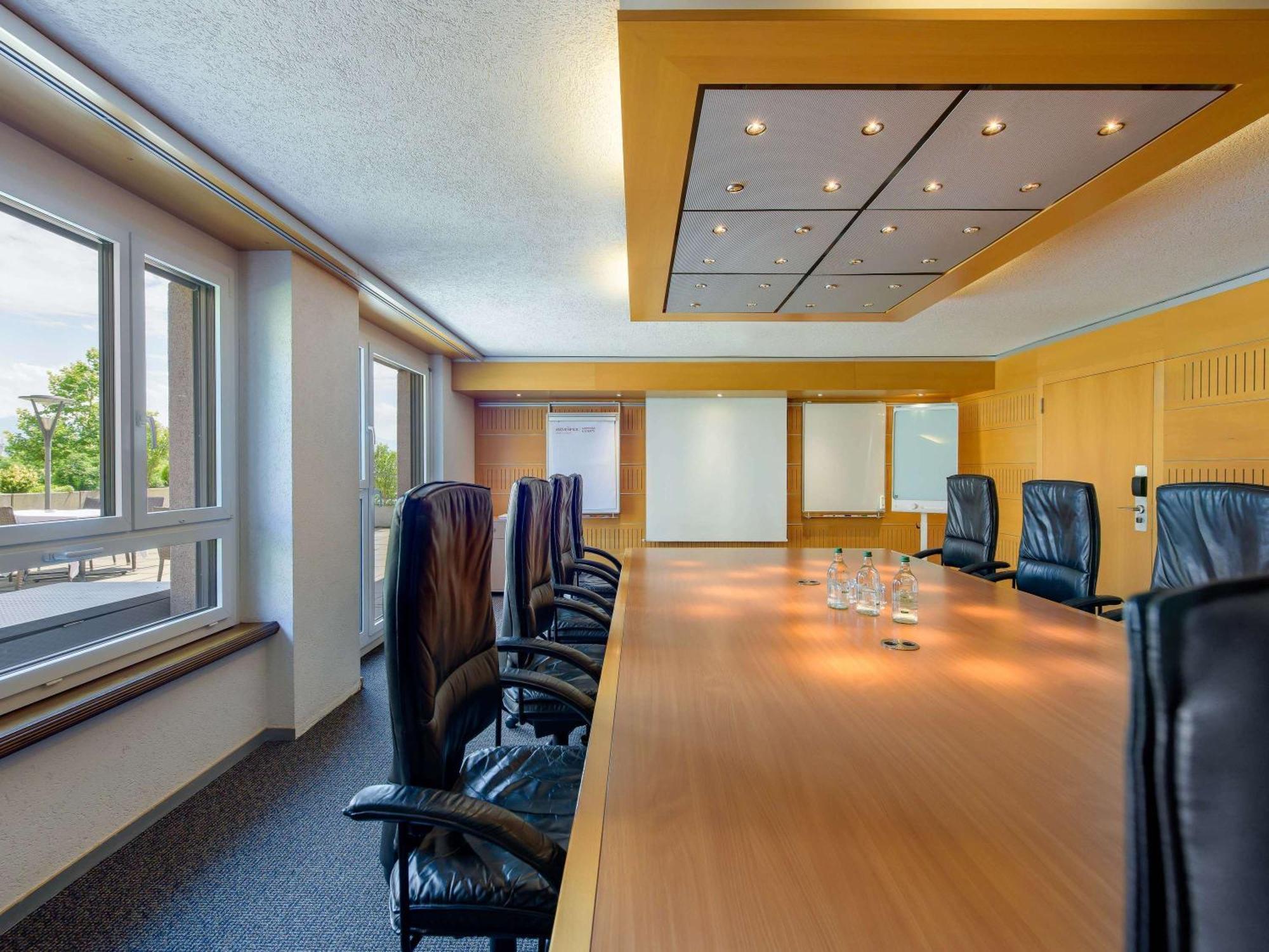 Moevenpick Hotel Lausanne Kültér fotó
