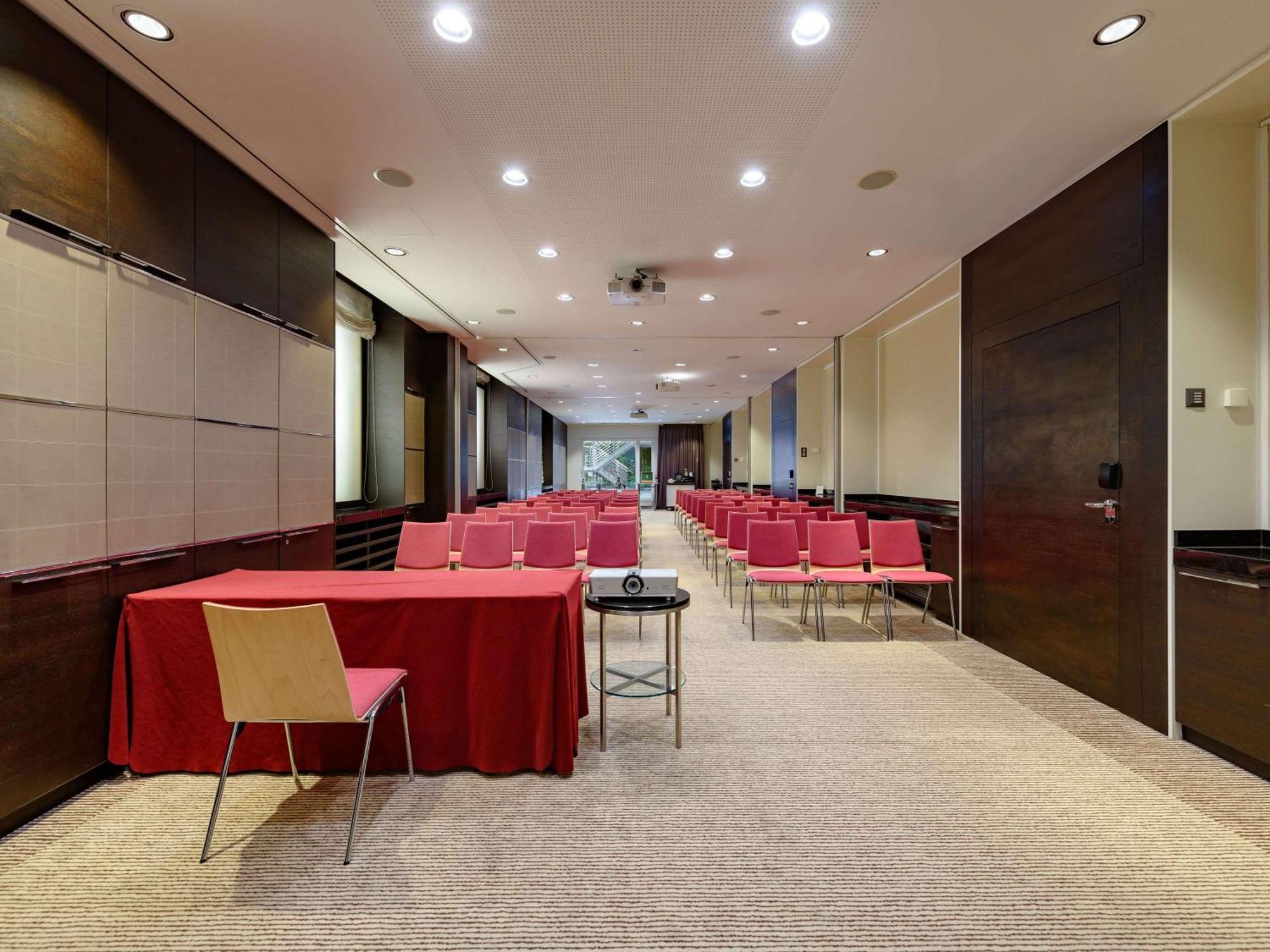 Moevenpick Hotel Lausanne Kültér fotó